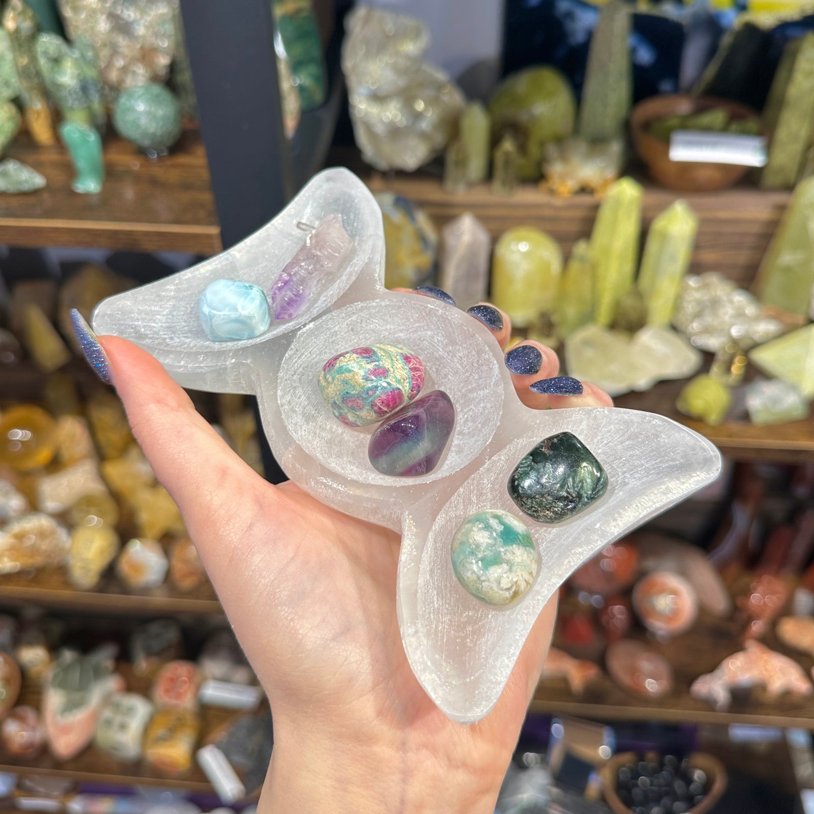 Selenite Bowl [triple moon]