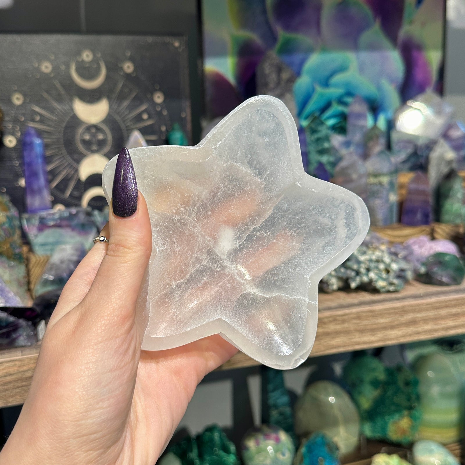Selenite Bowl [star]