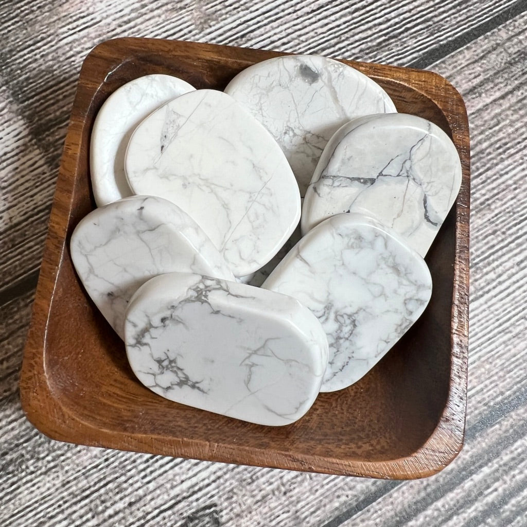 Howlite Palmstone