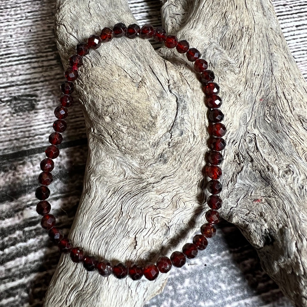 Garnet Bracelet - Faceted