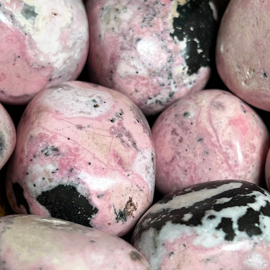 Rhodonite [bubblegum]