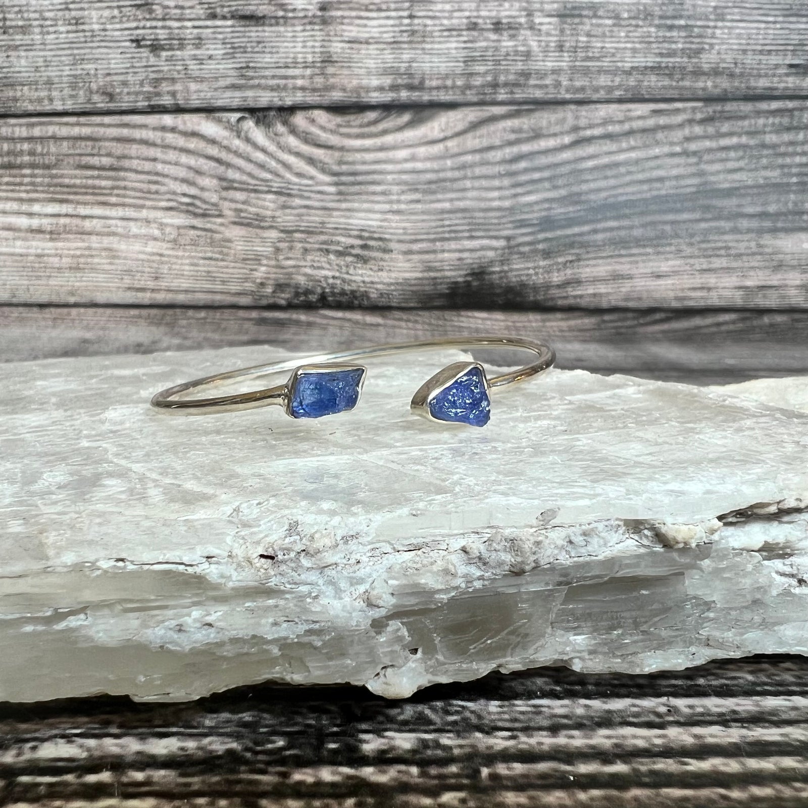 Tanzanite - Flexible Sterling Silver Bracelet