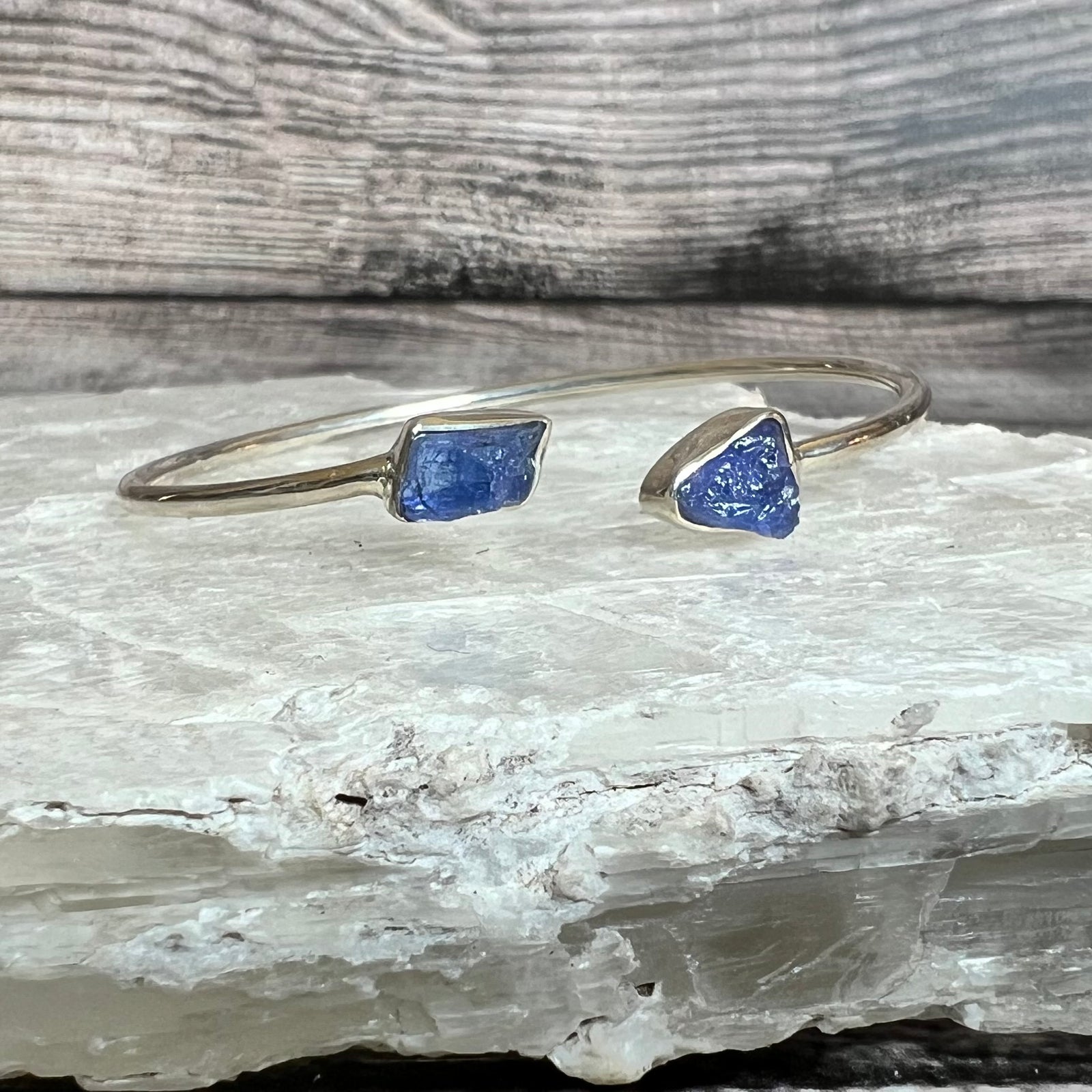 Tanzanite - Flexible Sterling Silver Bracelet