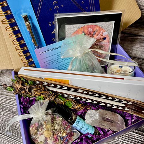 Magickal Manifsting Theme Box