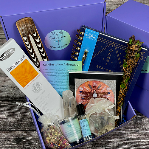 Magickal Manifsting Theme Box